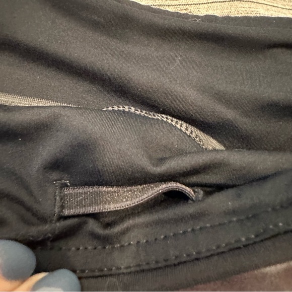 Lululemon Speed Short in Black With Floral Pattern; Size 4 - Picture 3 of 10